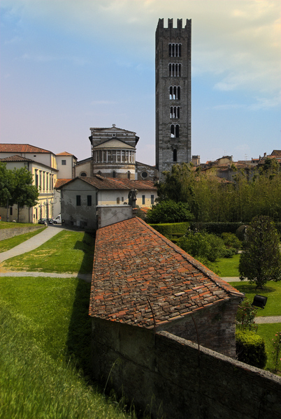 Lucca Scene #2